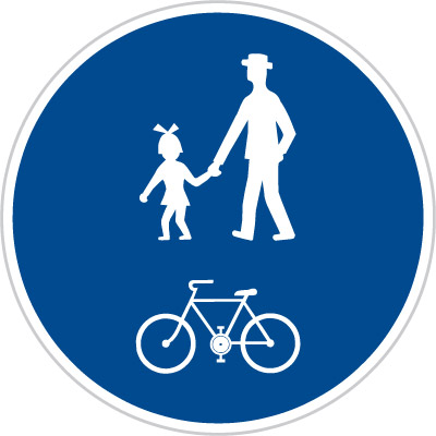 stezka pro chodce a cyklista bez pruhu, tedy se sdíleným společným prostorem