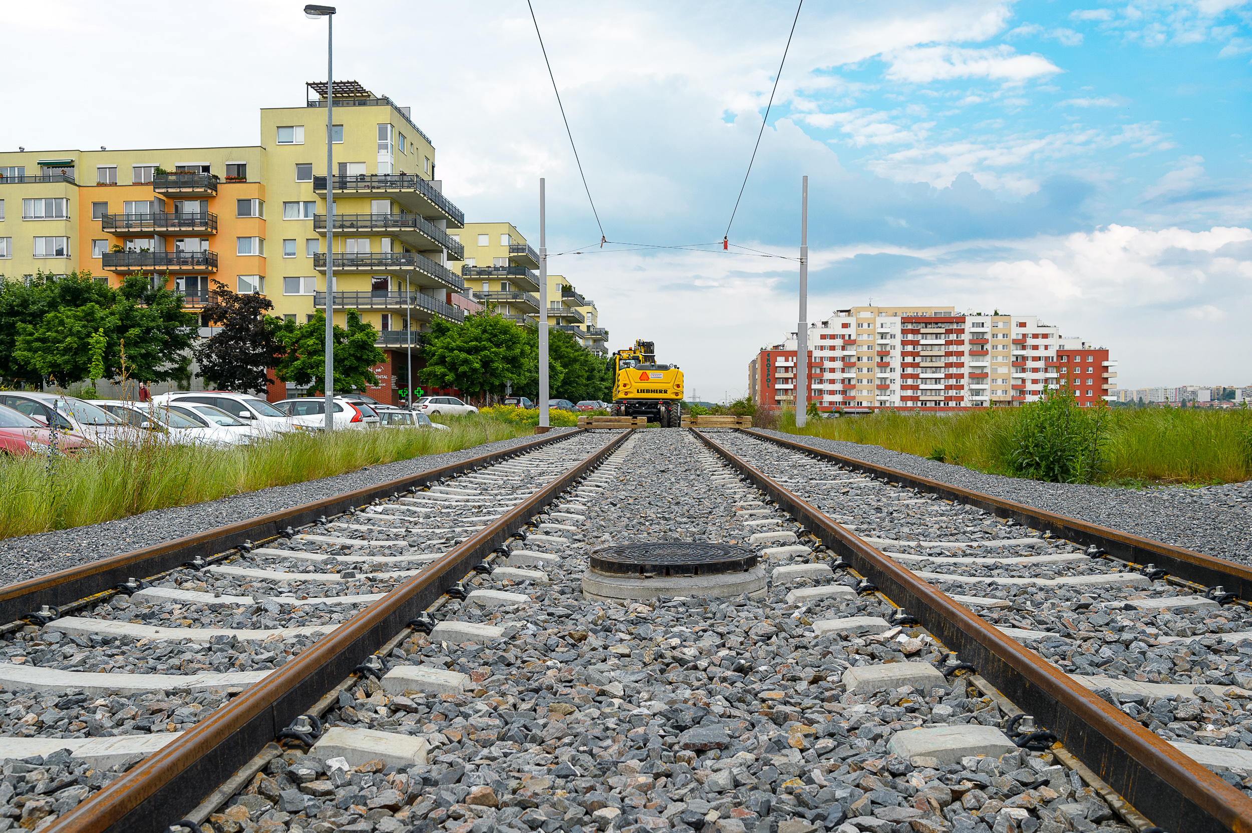 foto prvních metrů nově natažených kolejí