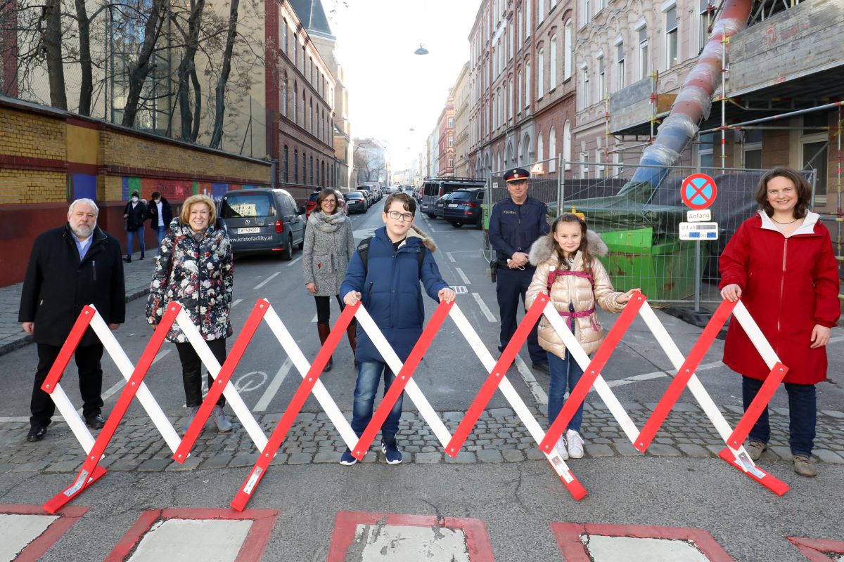 Vídeň představila šestou "školní ulici", vjezd je zakázán vozidůlům 30min před začátkem vyučování | zdroj: wienzufuss.at