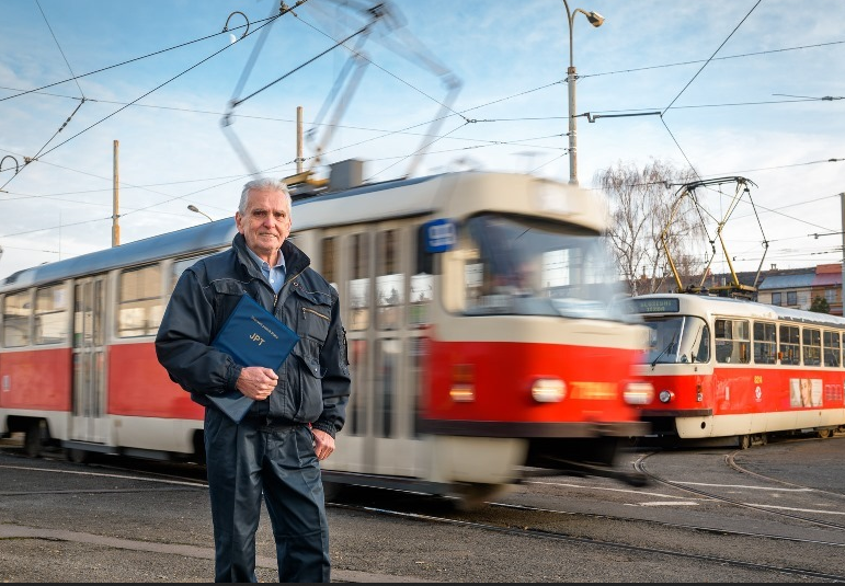 Tramvaj T3 a její řidič Josef Fischer