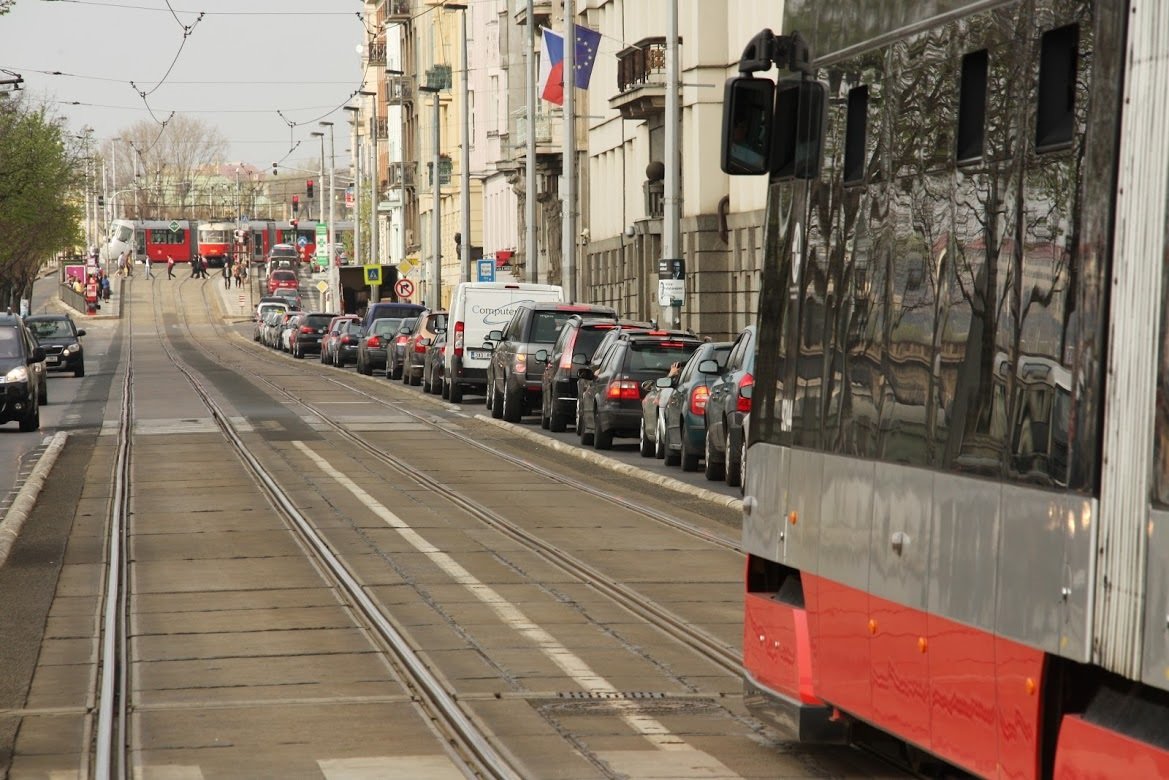 preference pro tramvaje na Výtoni