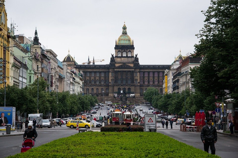 Foto Václavského náměstí od spodní část k Muzeu