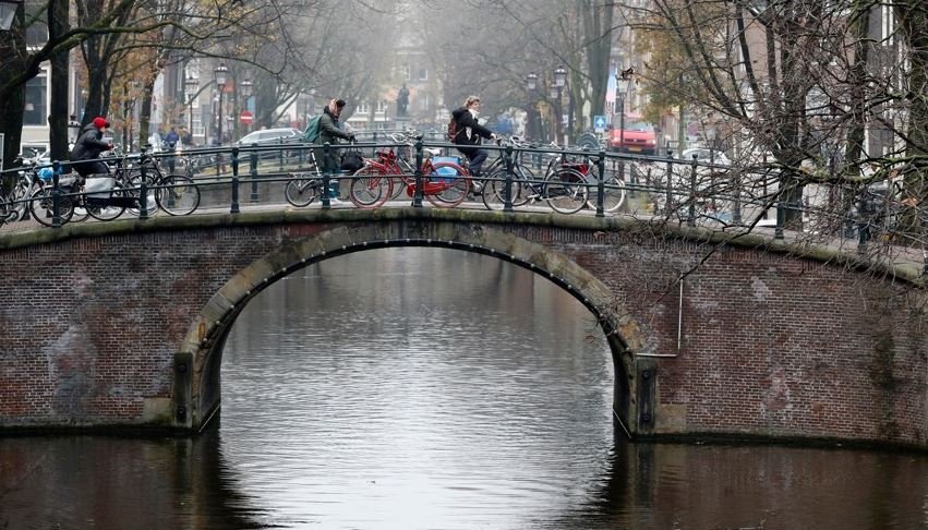 foto cyklistů v Amsterdamě