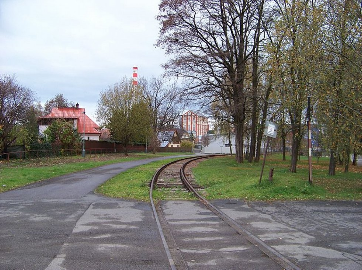 foto - současný zanedbaný stav vlečky