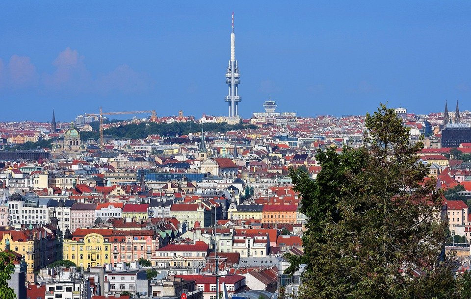 pohled na kopcovitý Žižkov