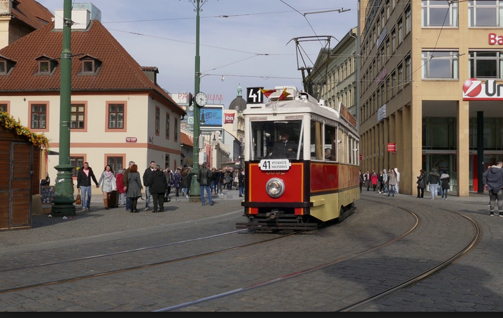 HISTORICKÁ TRAMVAJ LINKY 41