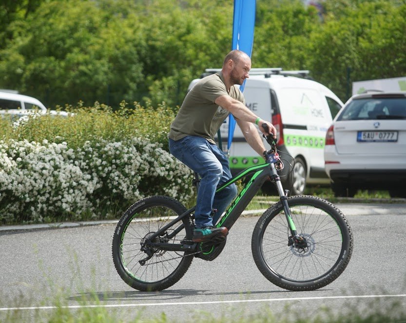 JEZDEC NA ELEKTROKOLE - MOMENTKA Z ROČNÍKU 2019