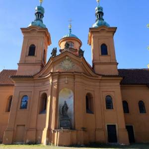 kostel Petřín