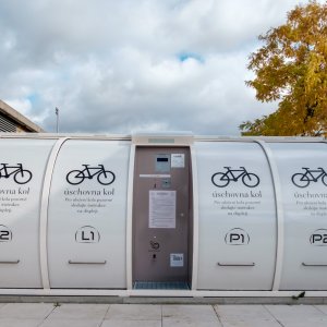 Parkovací boxy na pražském Chodově. Foto: archiv OC Chodov